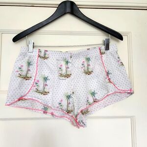 Victoria's Secret Pajama Shorts Lounge Wear Medium